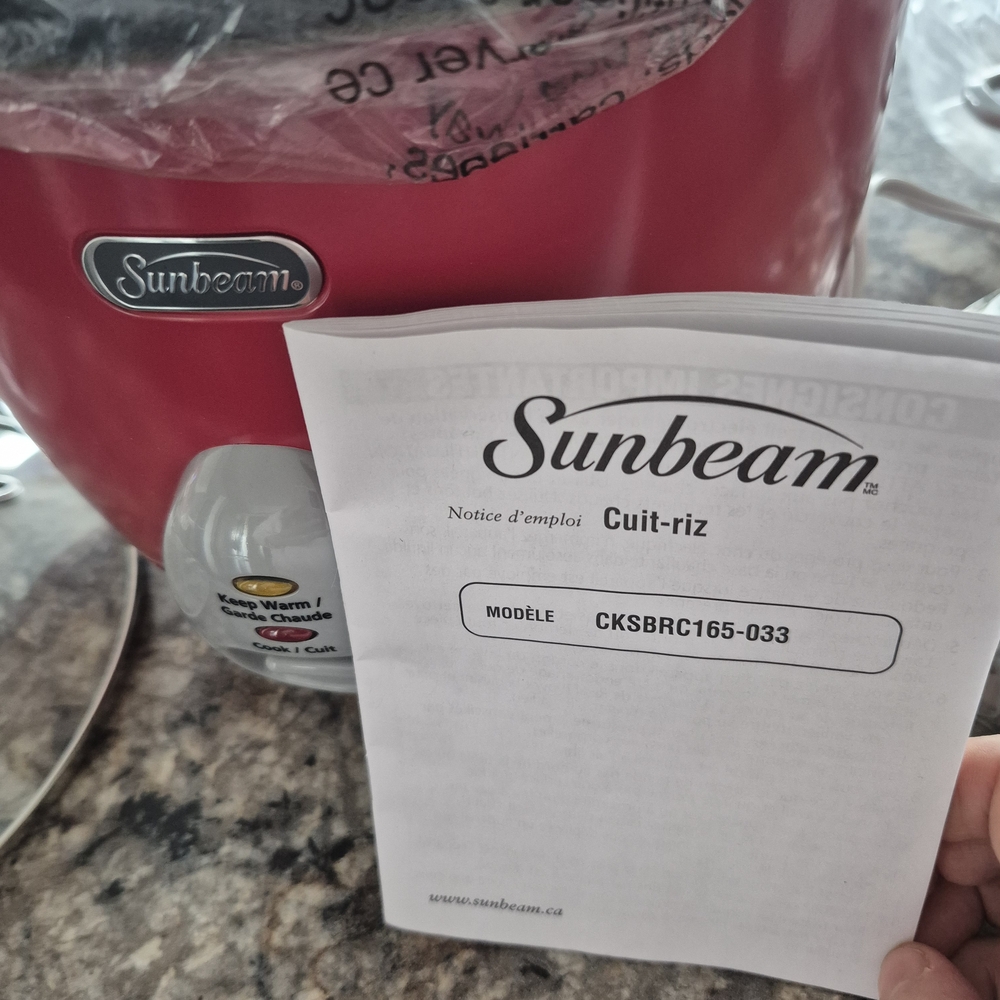 Sunbeam Red Multi-Function Rice Cooker with Steaming Insert - Picture 5 of 9
